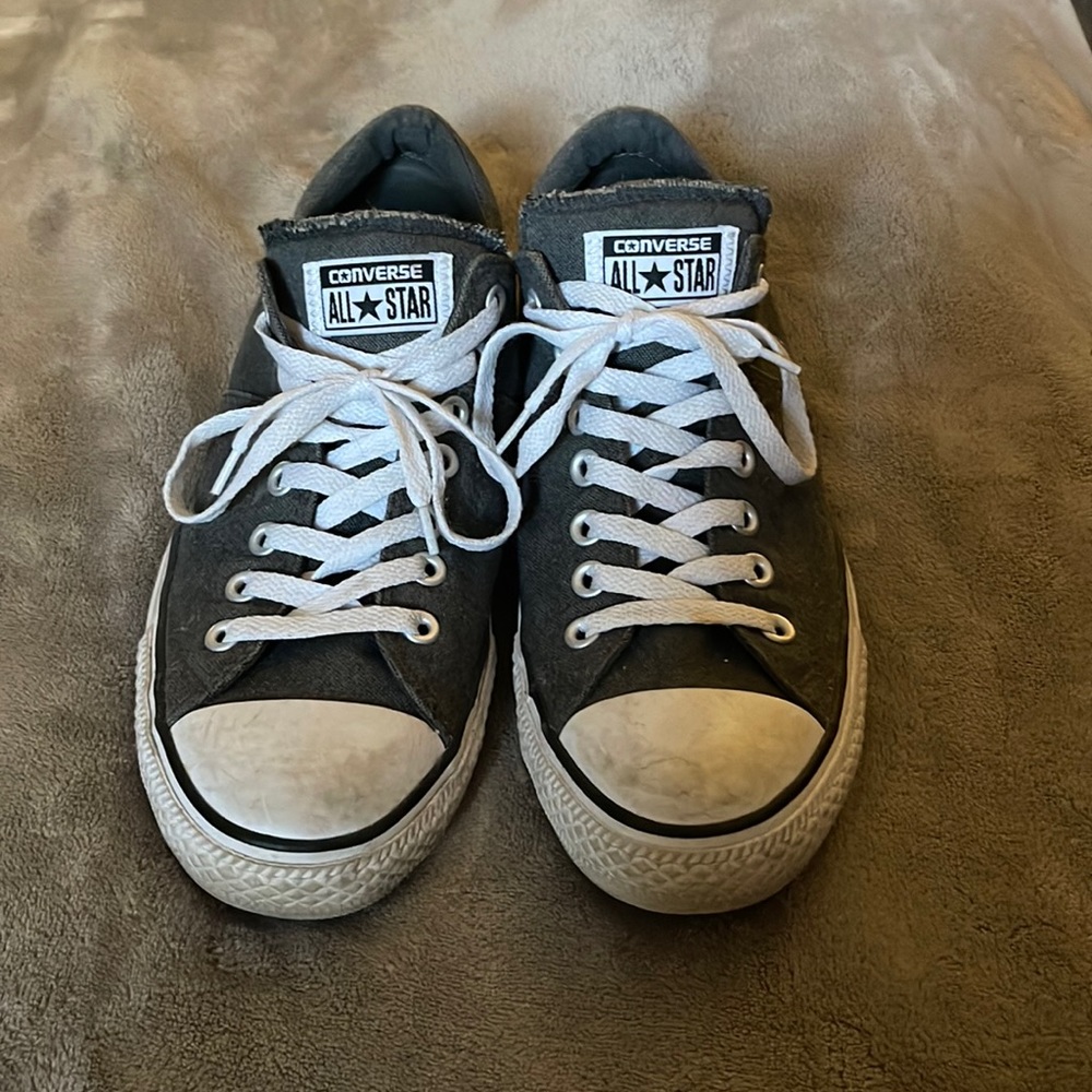 Women’s Size 10.5 Converse ALL STAR sneakers